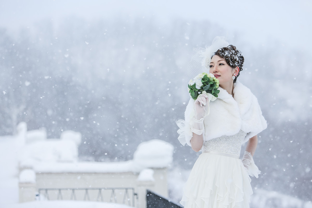 Wedding in Japan Rose Garden Christ church